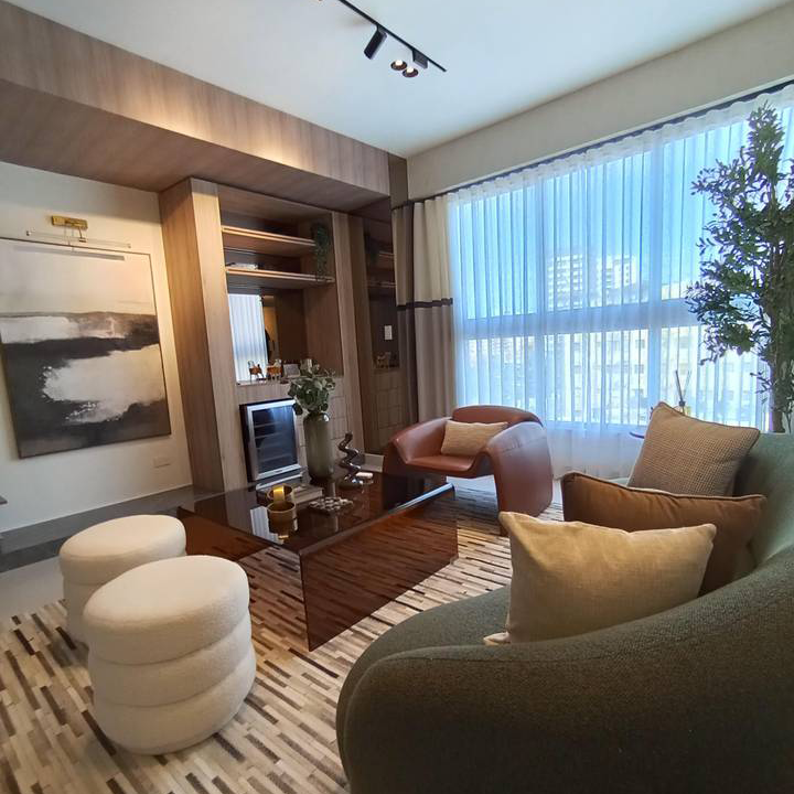 Apartment 17