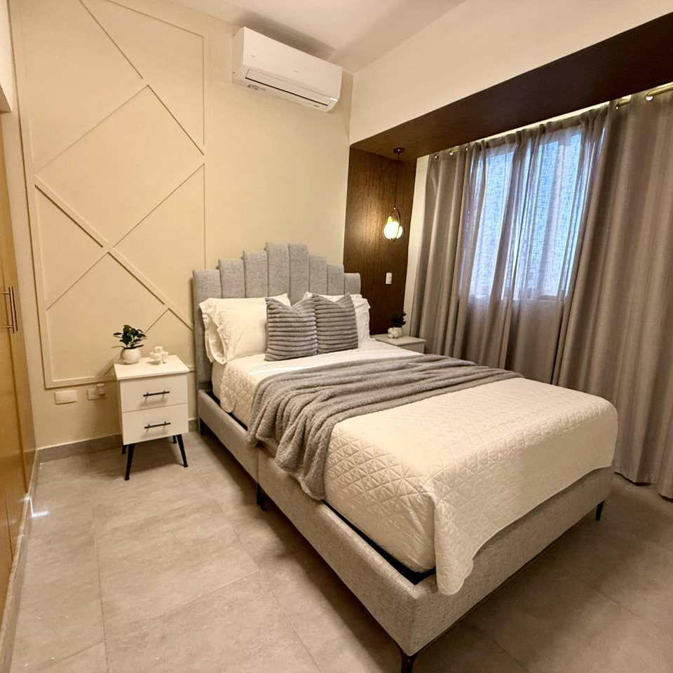 Apartment 19