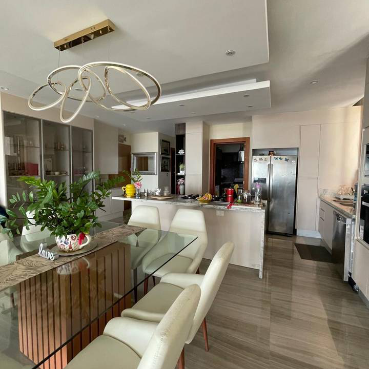 Apartment 7