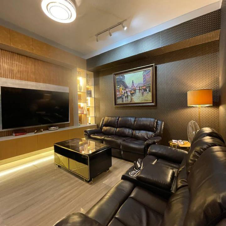 Apartment 7