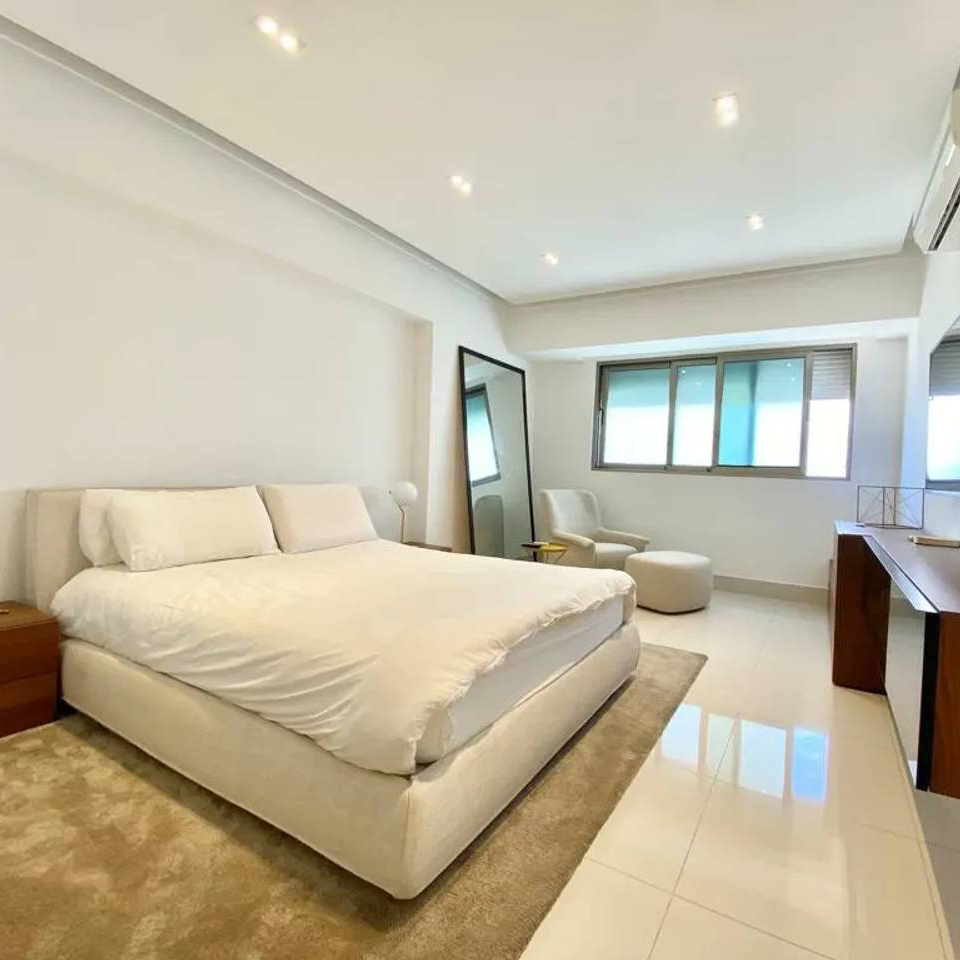 Apartment 10