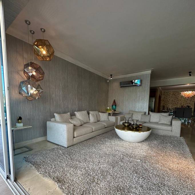 Apartment 18
