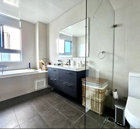 Apartment 4