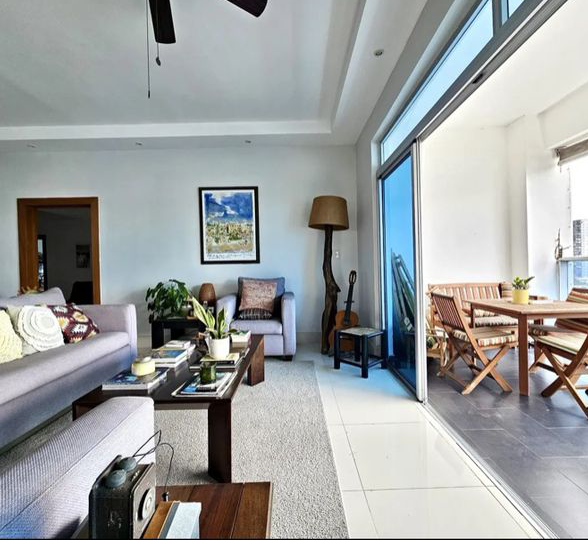 Apartment 4