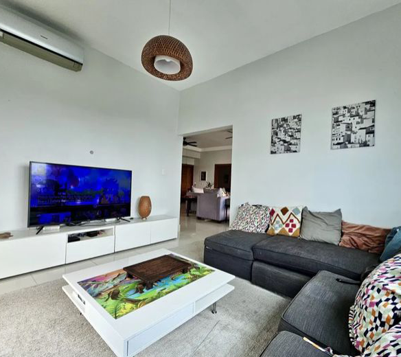 Apartment 4