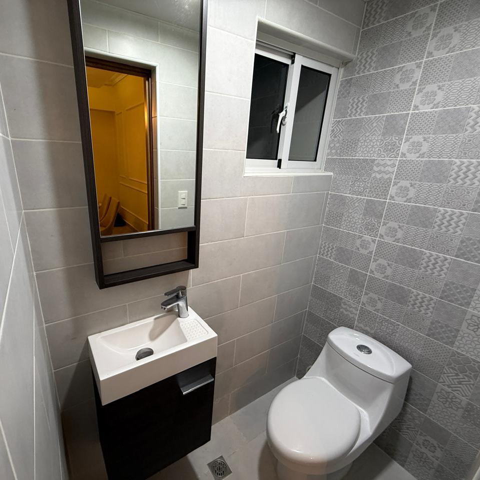 Apartment 21